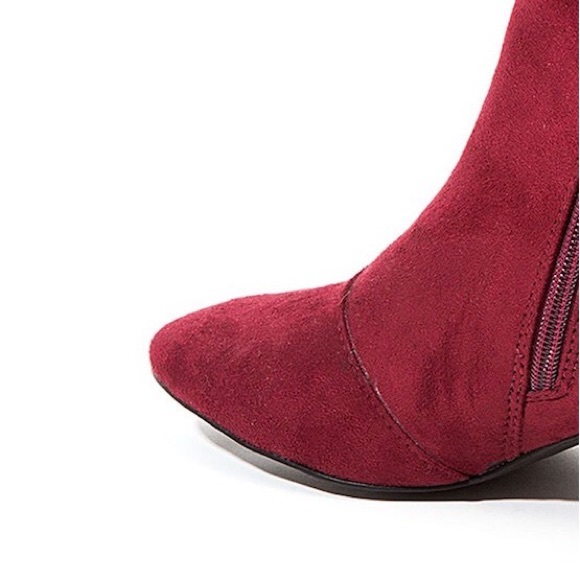 ๐ฟ๐ Vegan Suede โ Pearl Embellish Bootie โ Wine - Picture 5 of 8